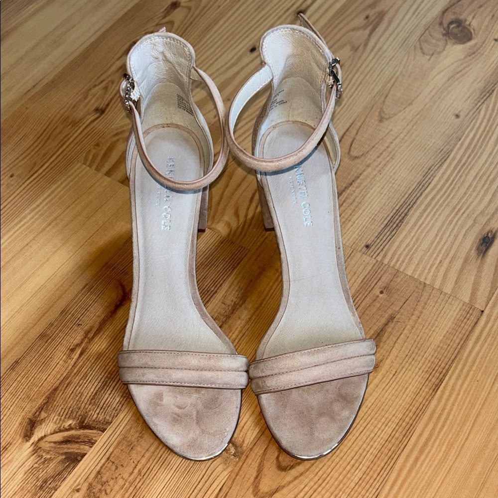 Kenneth Cole Nude Suede Heeled Sandals